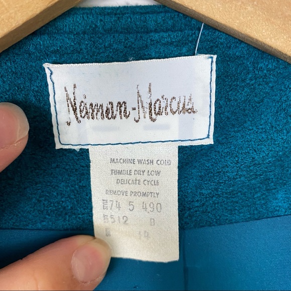 *Vintage 2 piece skirt suit - Picture 8 of 16